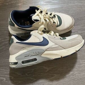 Nike Cream and Blue Sneakers with Air Max Cushioning